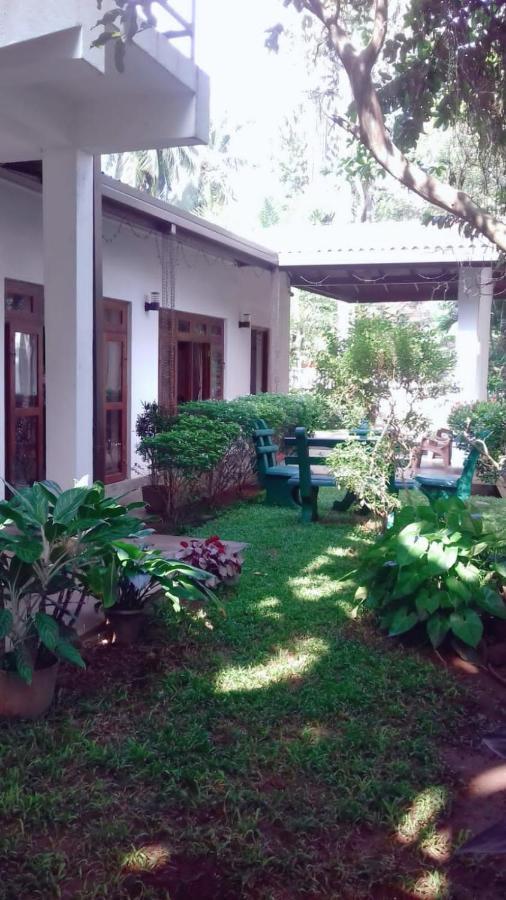 Villa Delorenta Anuradhapura Bagian luar foto